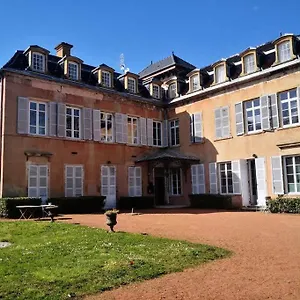 https://appartement-chic-et-de-caractere.hotels-rhonealpes.com